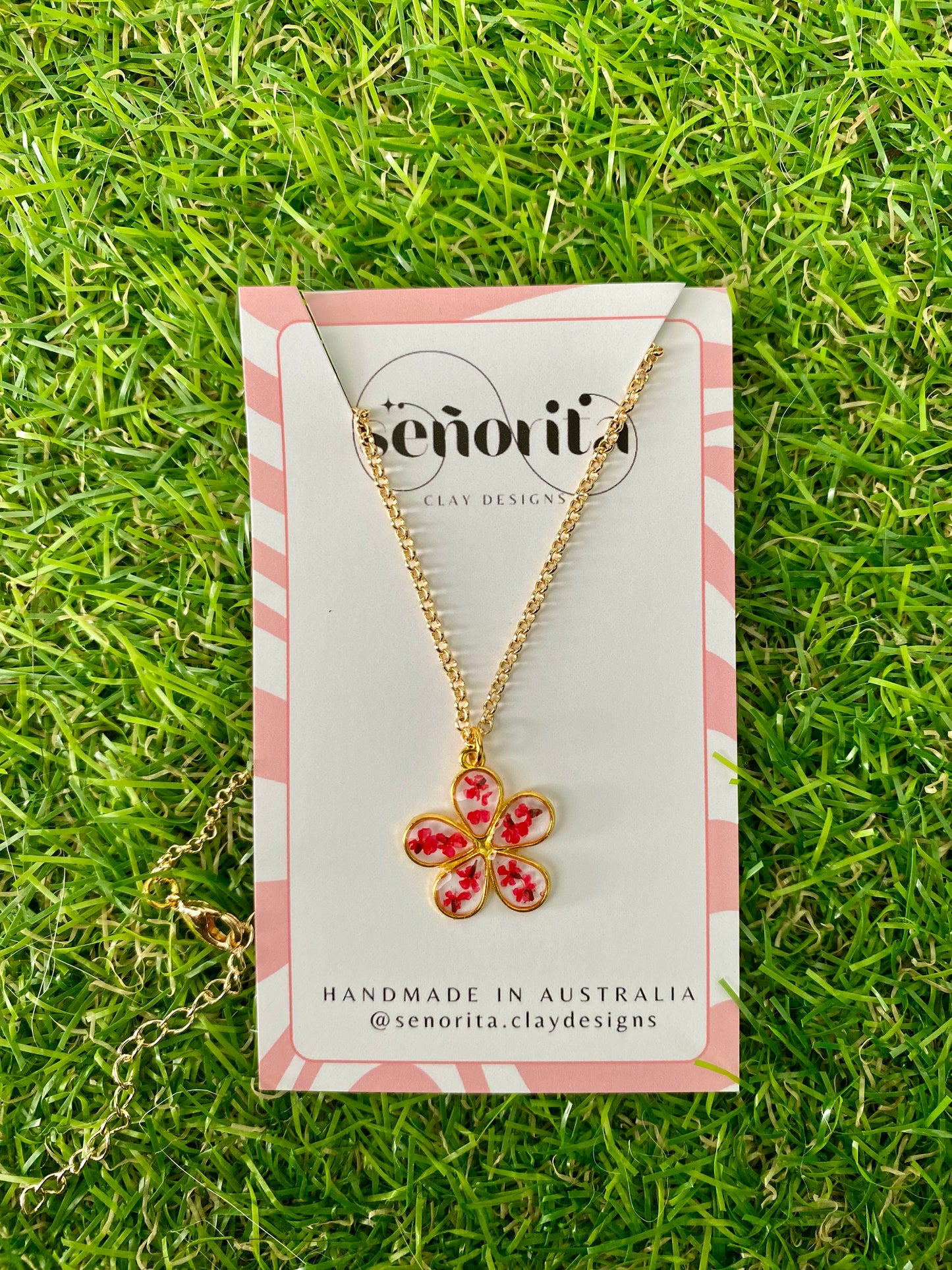 Dried flowers Necklace - Daisy shape