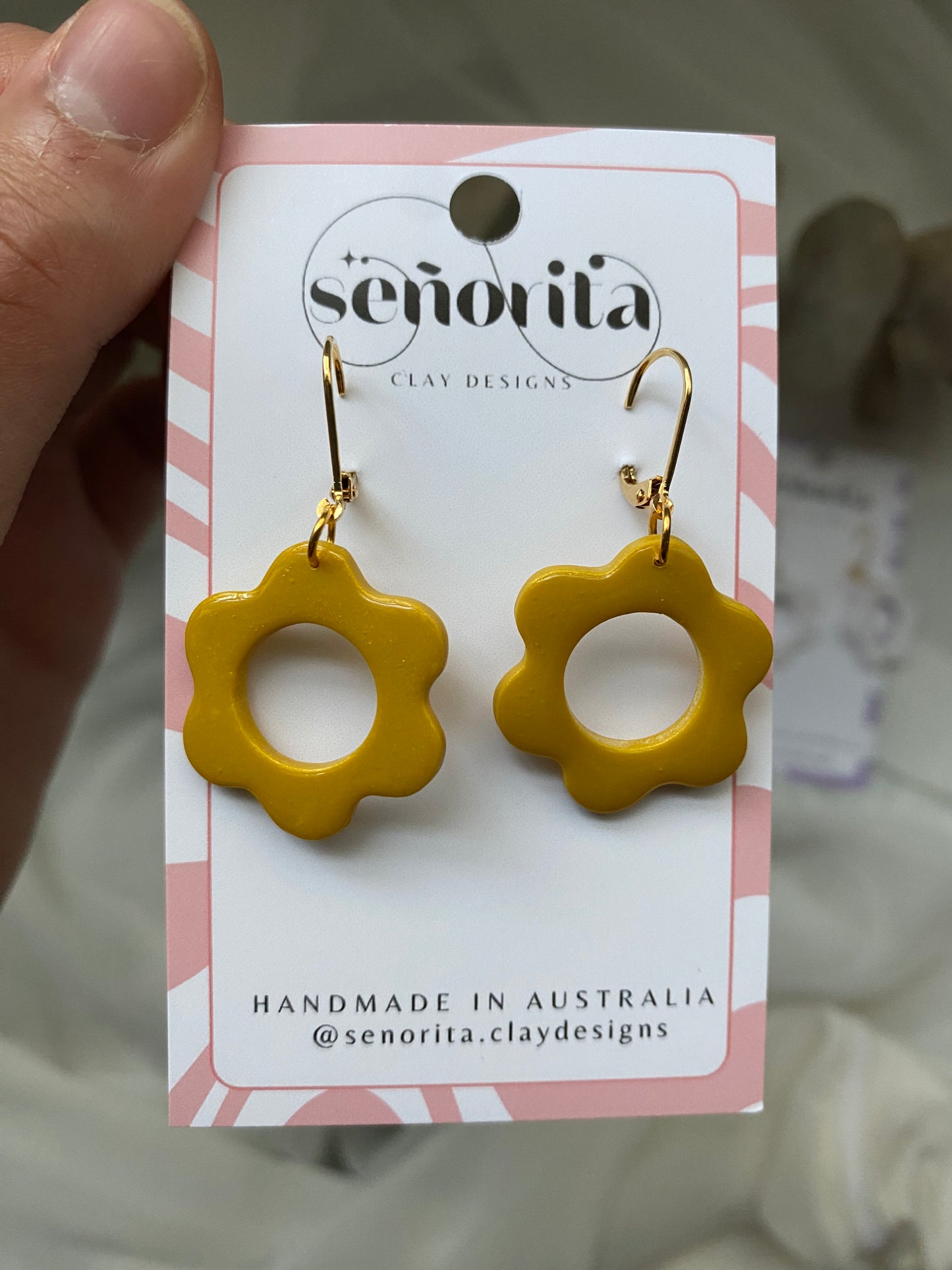 Daisy Flower dangles