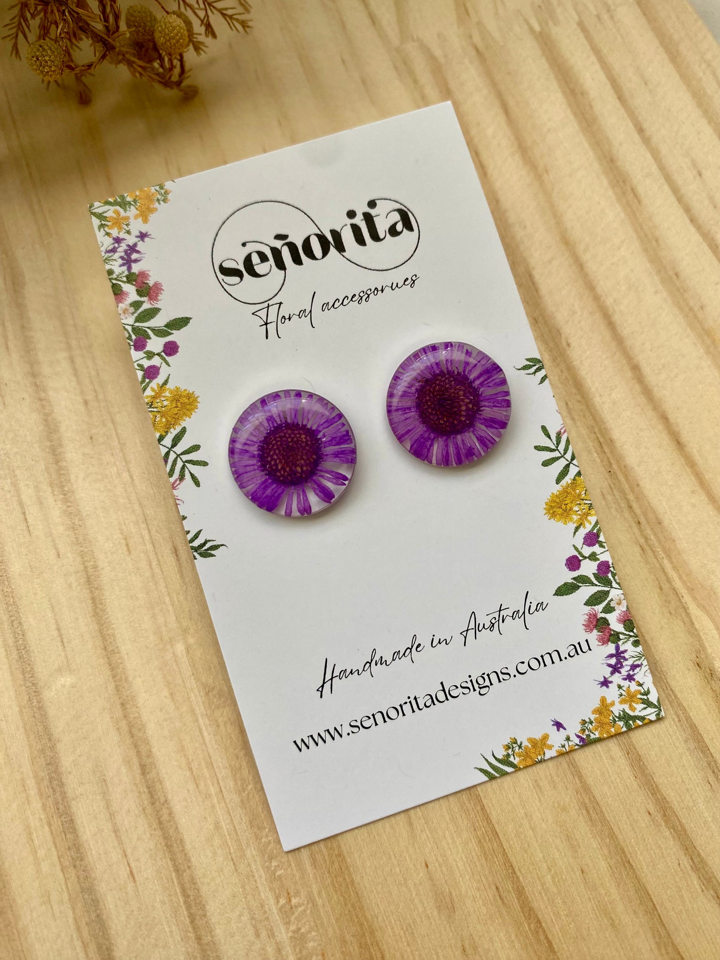 Chrysanthemum studs