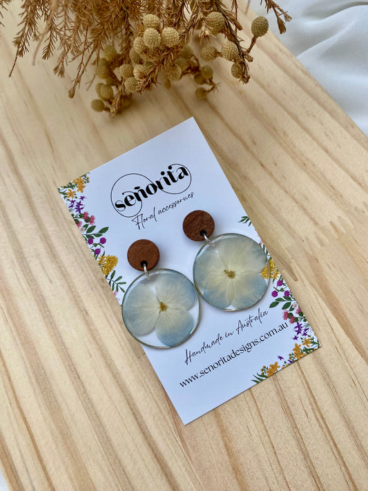 Hydrangea Studs